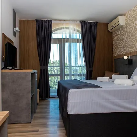 Toro Negro Отель Золотые Пески