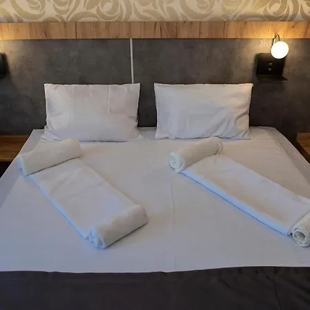 Szálloda Toro Negro 3*