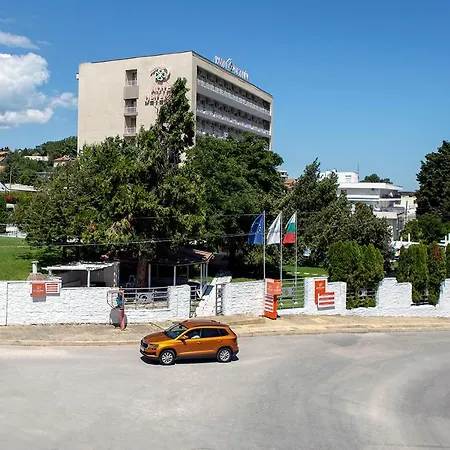 Отель Toro Negro Золотые Пески