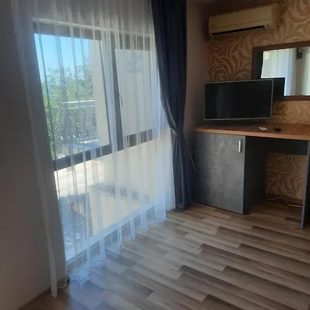 Отель Toro Negro