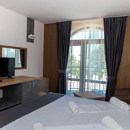 Toro Negro 3* Golden Sands